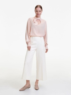 Reserved Elegantný trousers with pressed crease Ivory | 41895QUDC