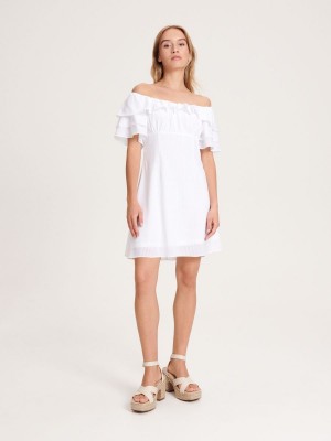 Reserved Saty with ruffle details Ivory | 74620ZPCT