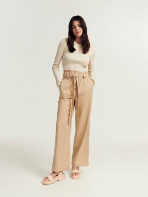 Reserved Trousers with tie detail Béžové | 02936XPEW