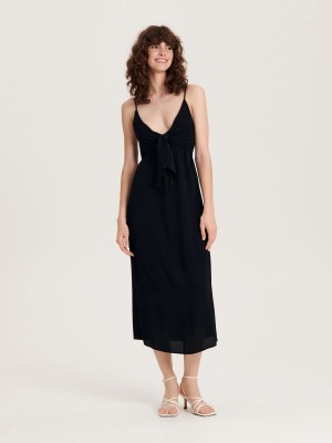 Reserved Viscose rich midi dress Čierne | 06247SOBE