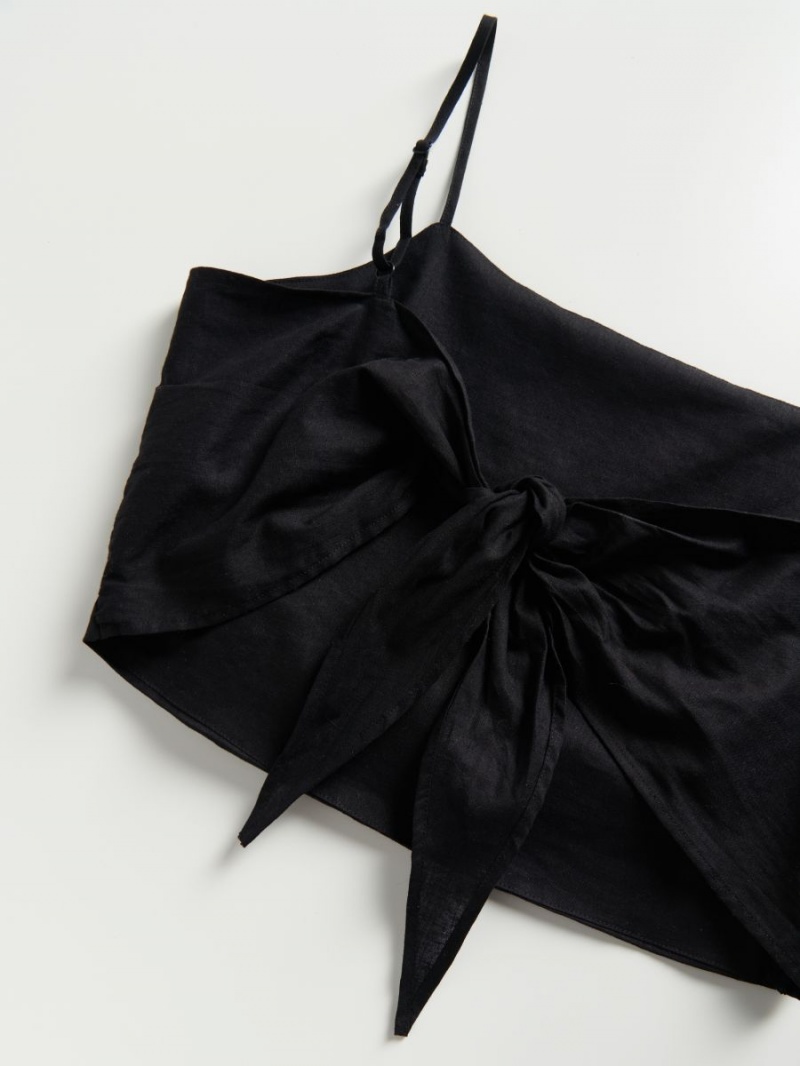 Reserved Crop top with tie detail Čierne | 62094NBAO