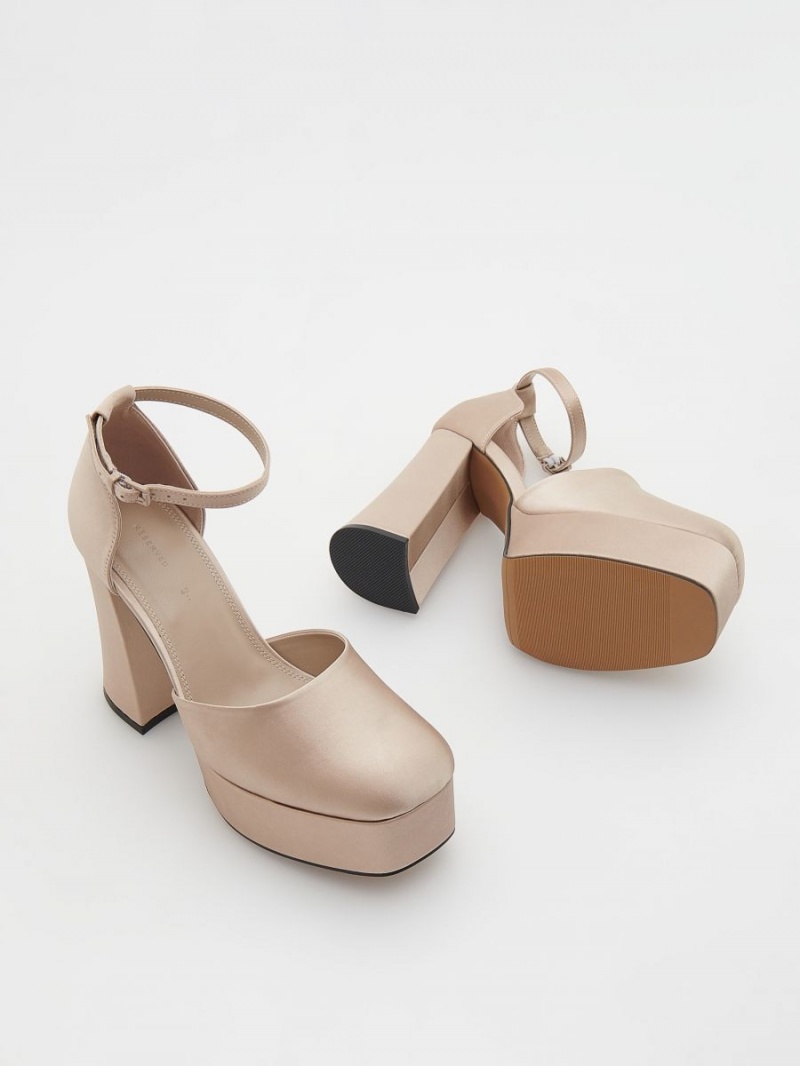 Reserved High heel pumps Béžové | 63185SJEO