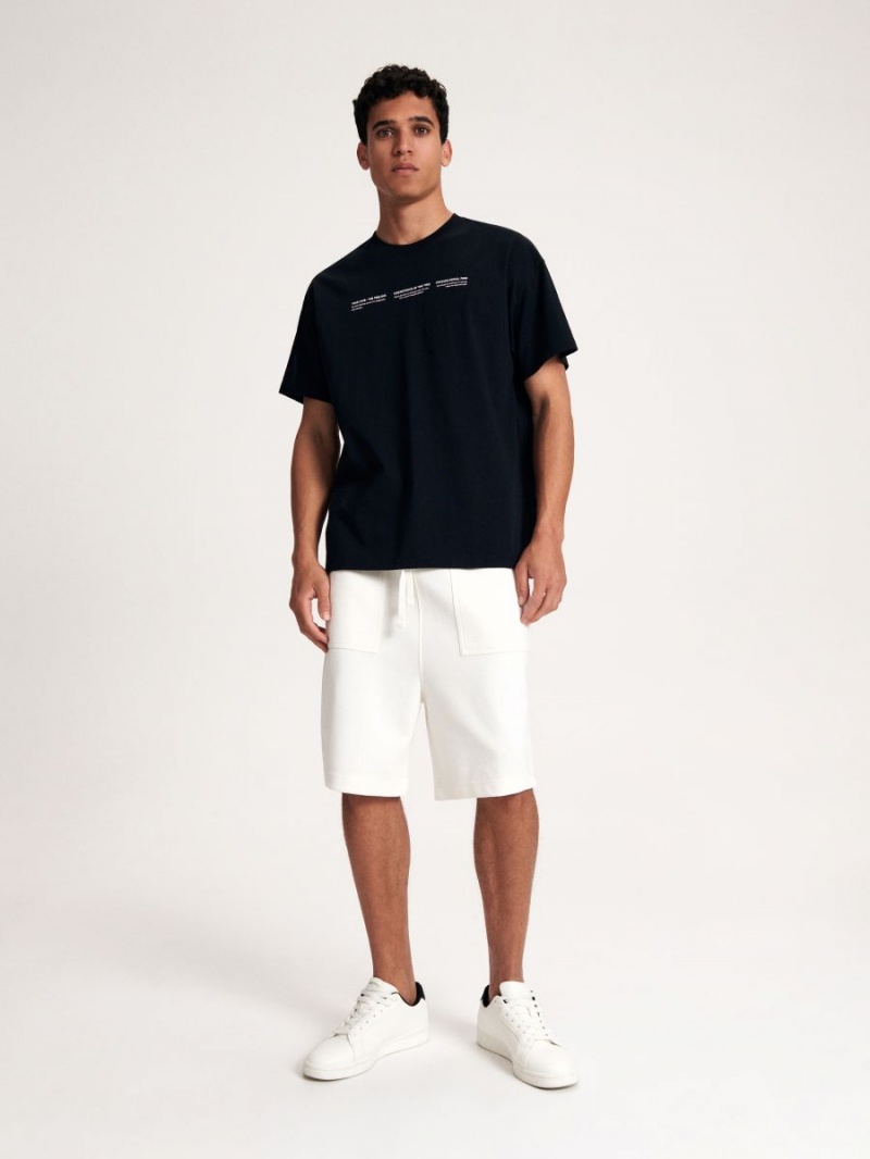 Reserved Oversize t-shirt Čierne | 42960SAVJ