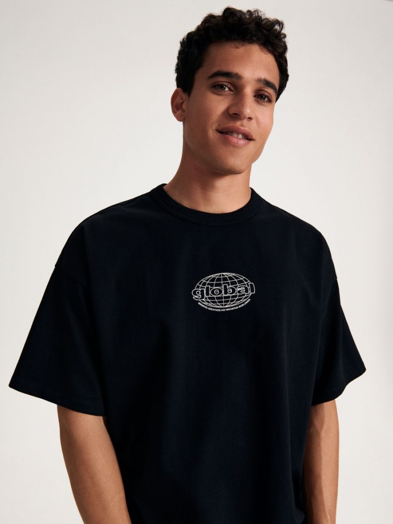 Reserved Oversized T-shirt with print Čierne | 32651TYQC