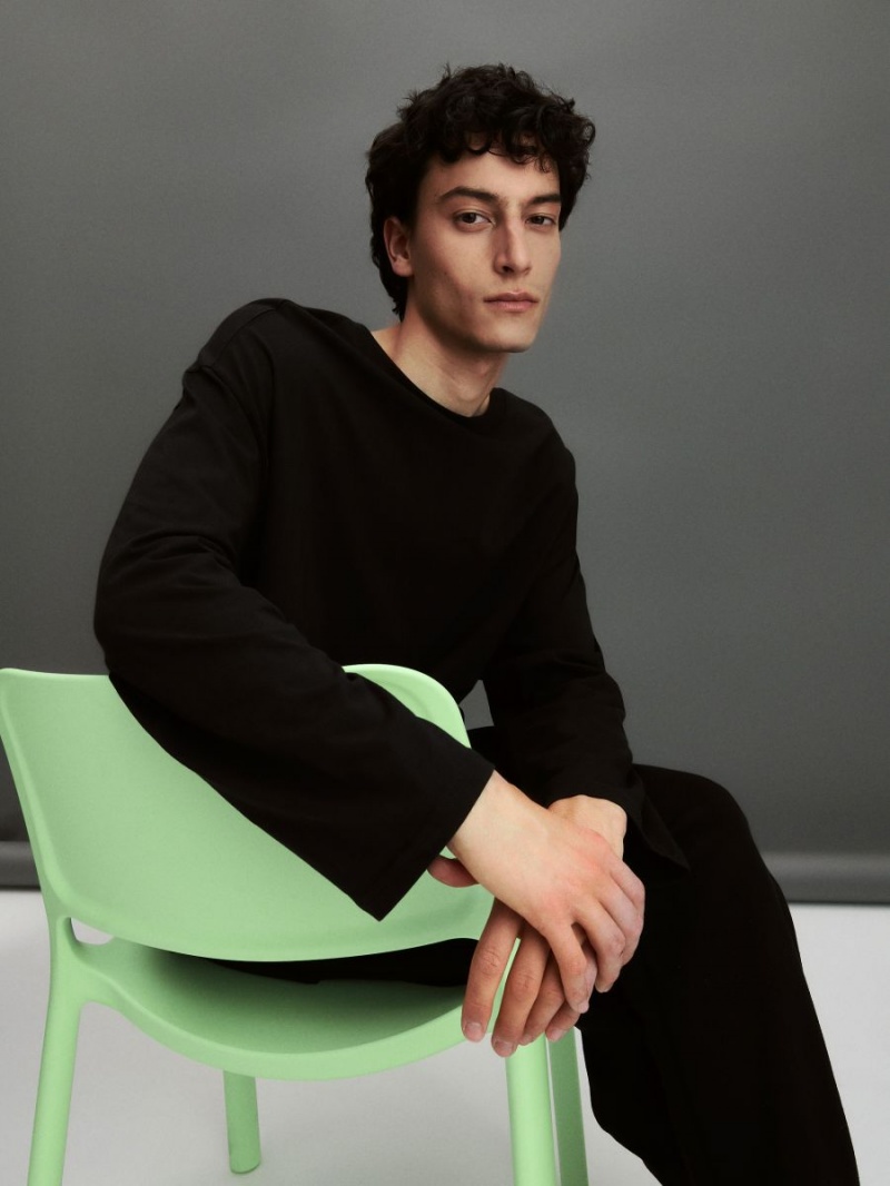 Reserved Oversized long sleeve T-shirt Čierne | 53219PURW