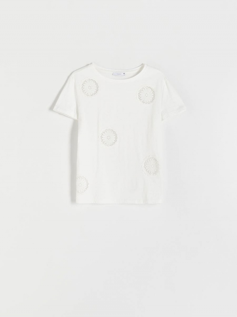 Reserved Regular fit T-shirt with appliqués Biele | 14730WLGA