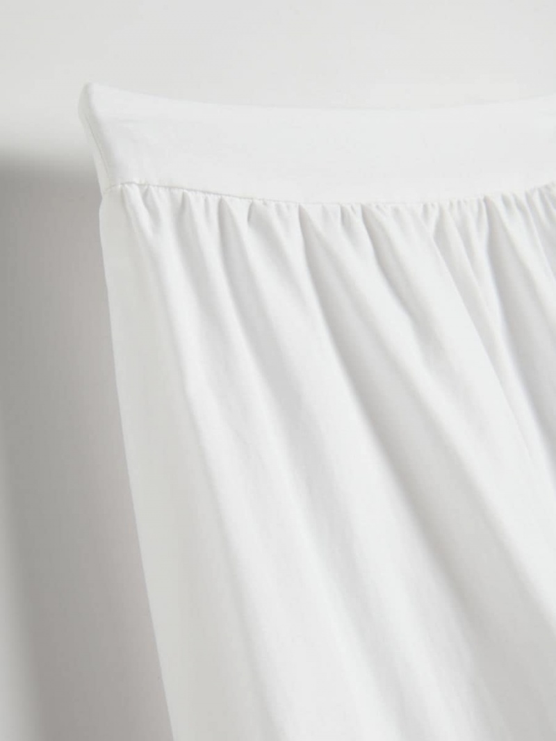 Reserved Skirt with broderie anglaise embroidery Biele | 94850ITLX