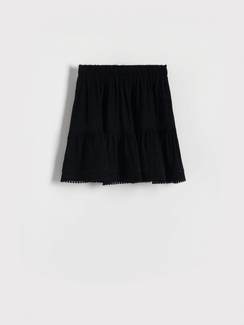 Reserved Viscose rich mini skirt Čierne | 18604APFC